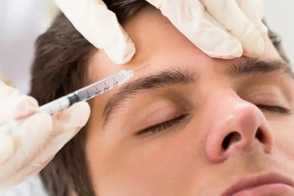 تزریق بوتاکس و جراحی دو روش درمان اسپاسم‌های شدید پلک است