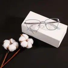 عینک طبی زنانه Gucci yj-0192 c4 - دکترعینک