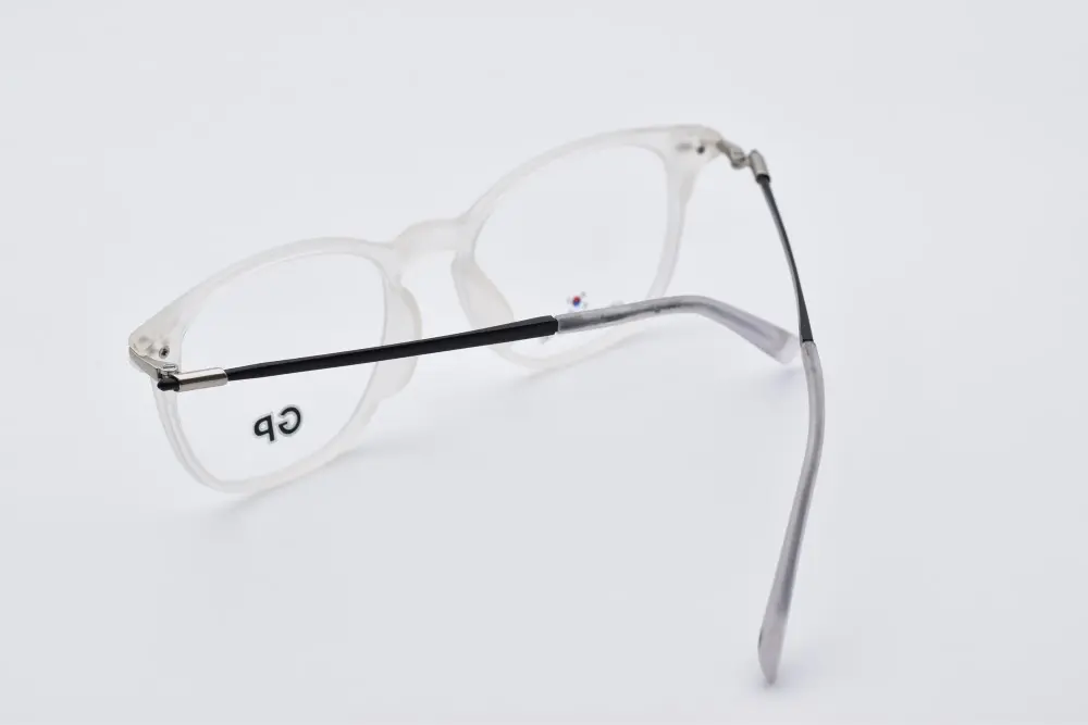 عینک طبی GP سفید